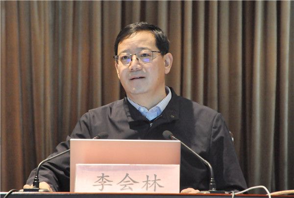 12月23日上午,济源示范区宣讲团成员,教育体育局局长李会林莅临我院